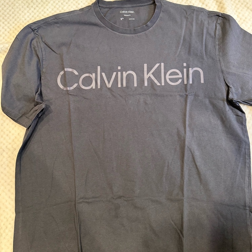Men’s Calvin Klein tee